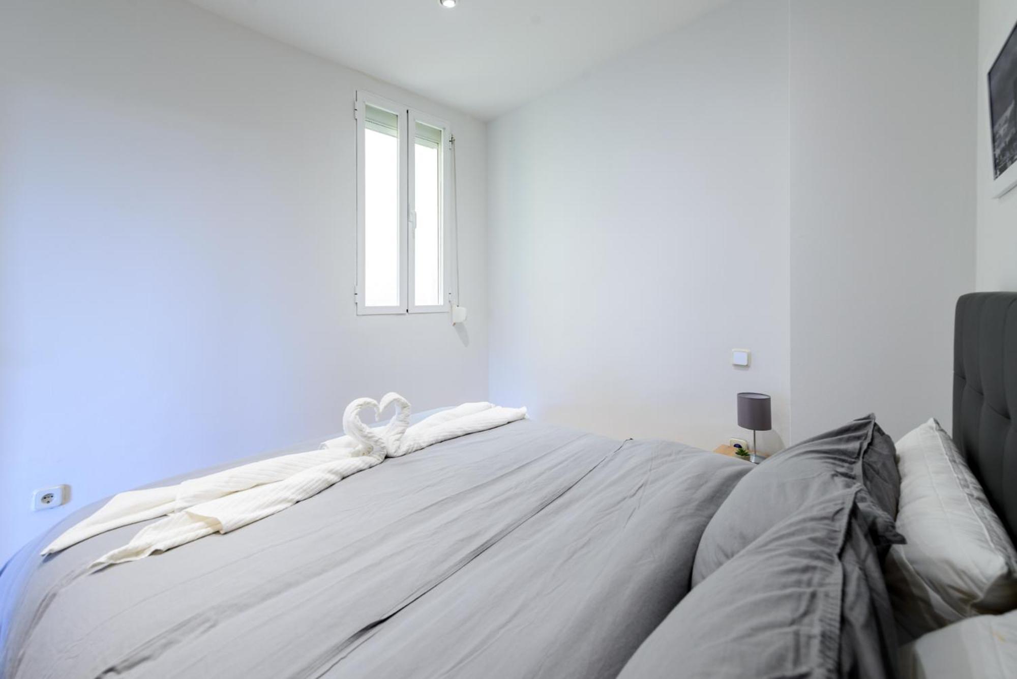 Amplio Piso En Madrid Centro Con Vistas Al Templo De Debod Διαμέρισμα Εξωτερικό φωτογραφία